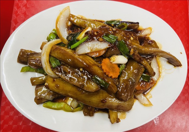 Eggplan w. Garlic Sauce