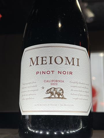 Meiomi Pinot Noir