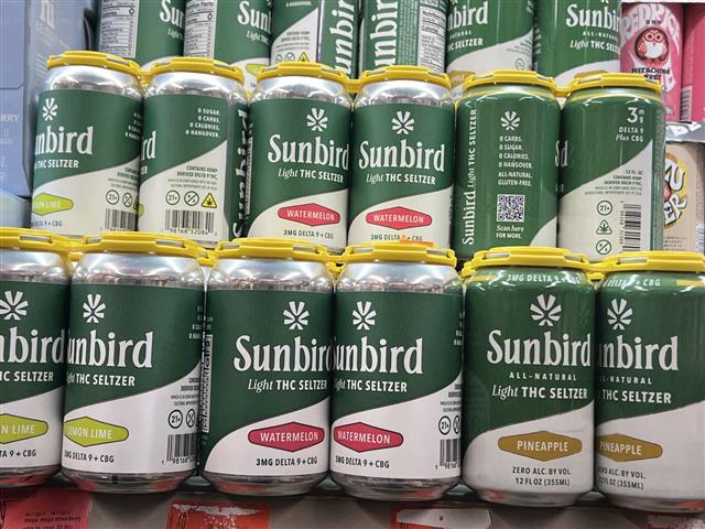 Sundbird THC seltzer