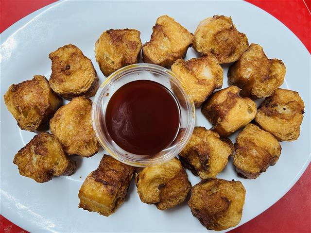 Fried Shrimp toast bites
