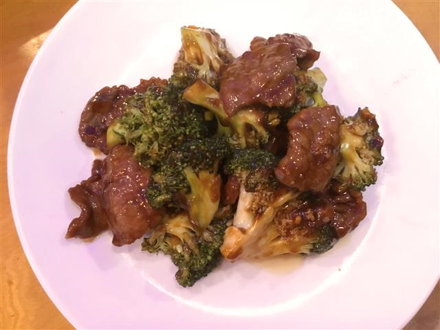 (L) Broccoli & Beef