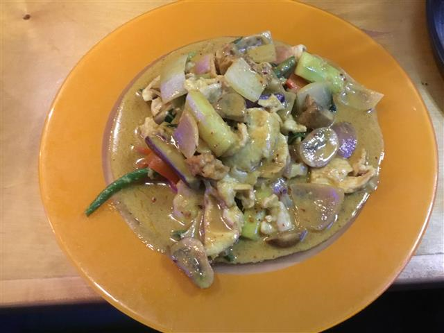 (L) Thai Red Curry Chicken