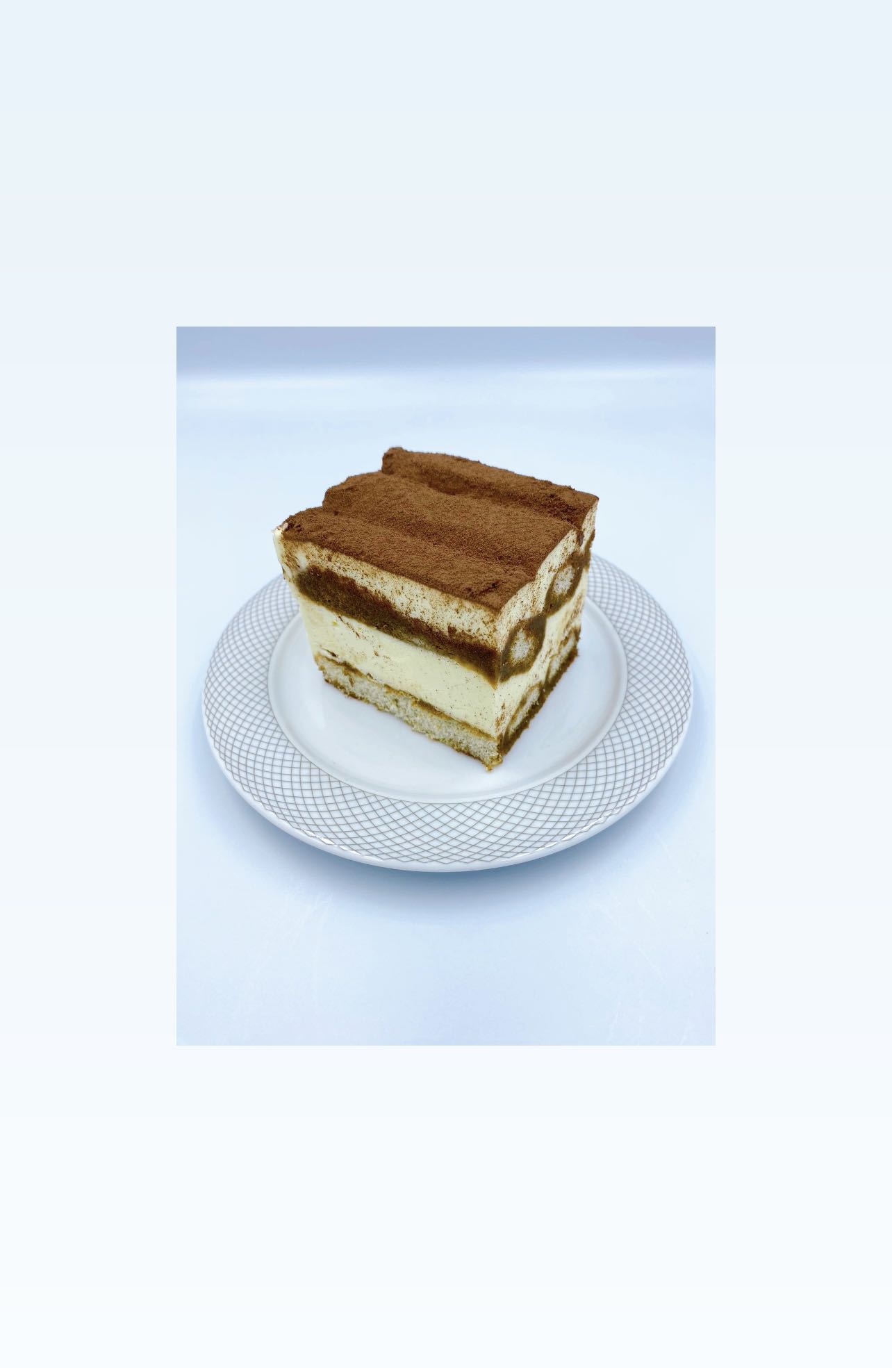 Tiramisu Cake